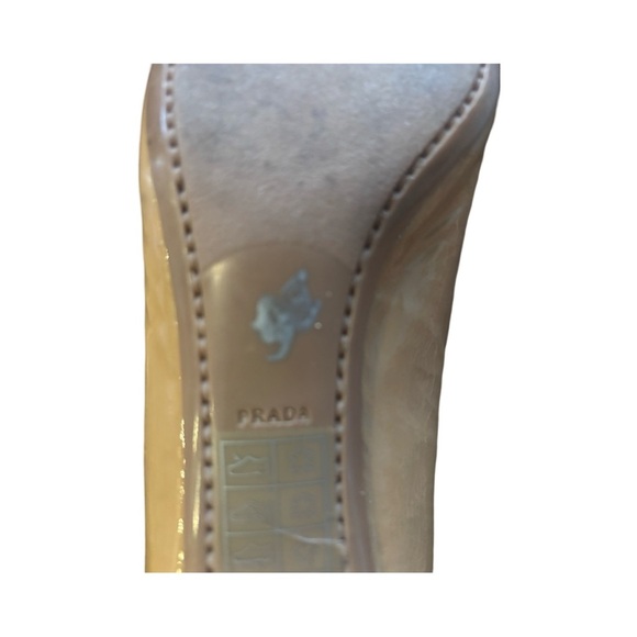 Prada Logo Patent Bow Heels in size 7.5 - Picture 7 of 11